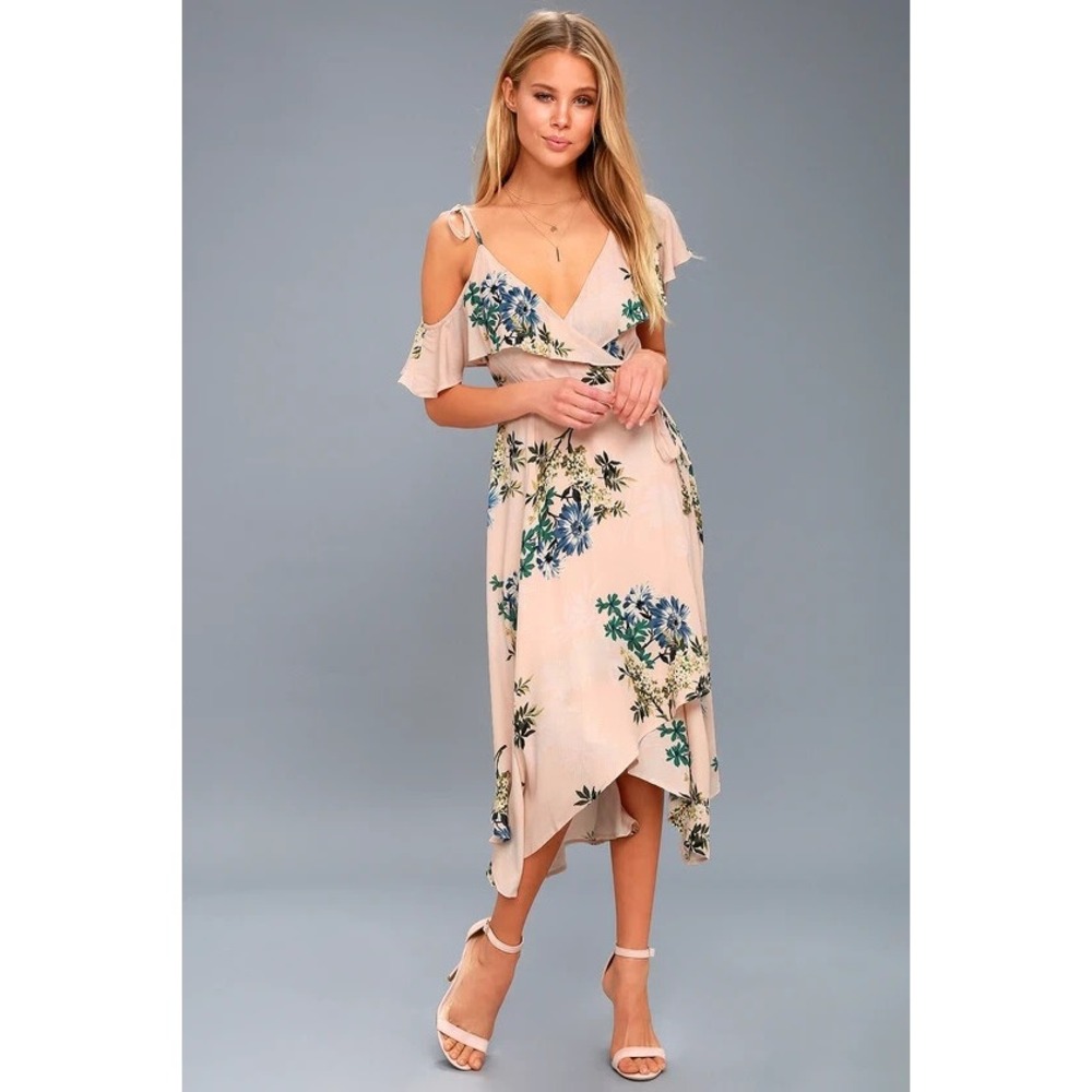 ASTR The Label Sz XS‎ Yessenia Floral Wrap Dress Ruffle Hem Blush Boho Wedding